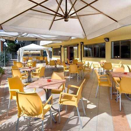 Hotel Levante تّشيرفييا المظهر الخارجي الصورة