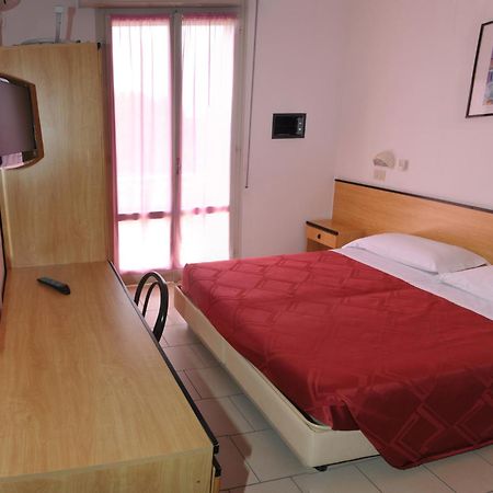 Hotel Levante تّشيرفييا المظهر الخارجي الصورة