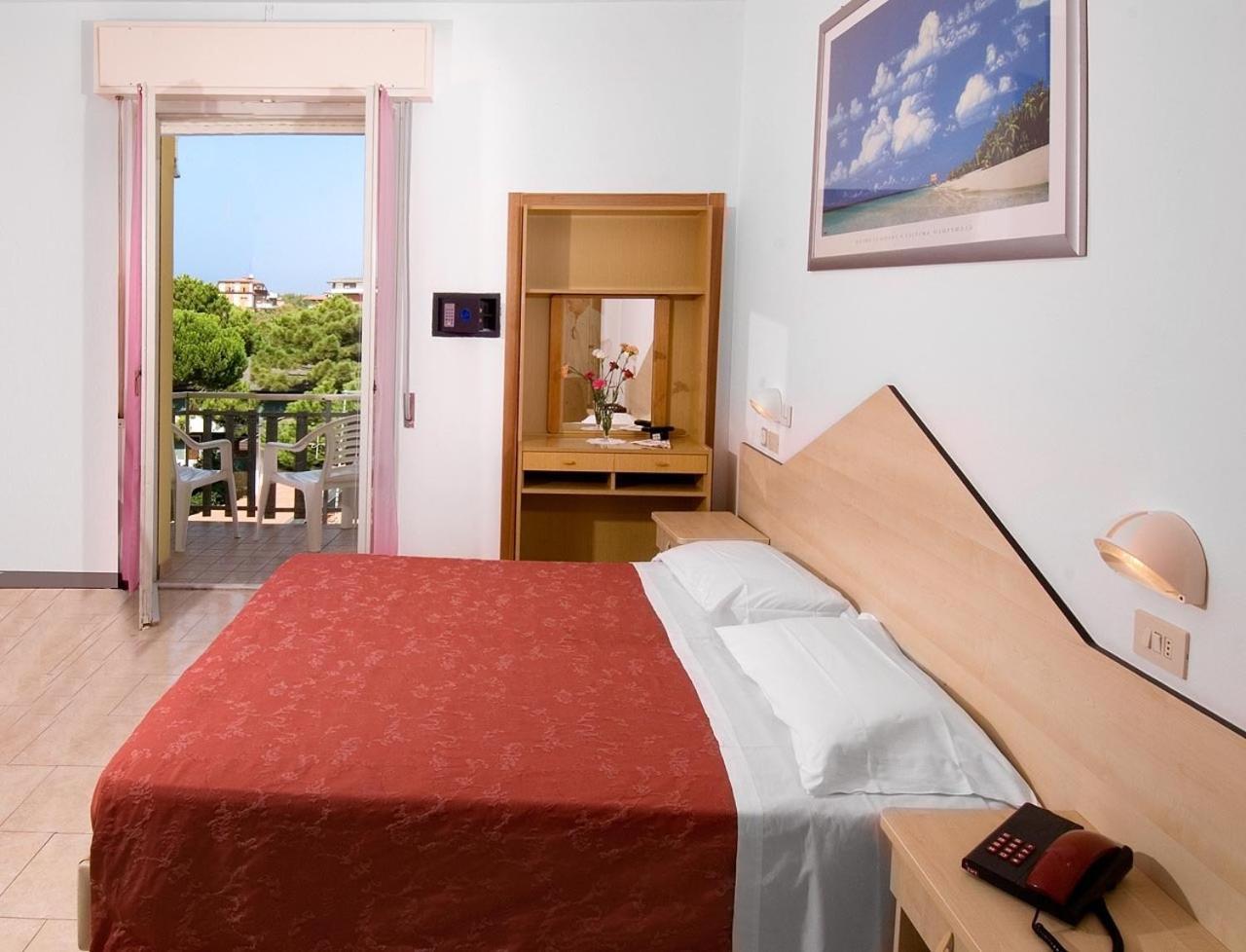 Hotel Levante تّشيرفييا المظهر الخارجي الصورة