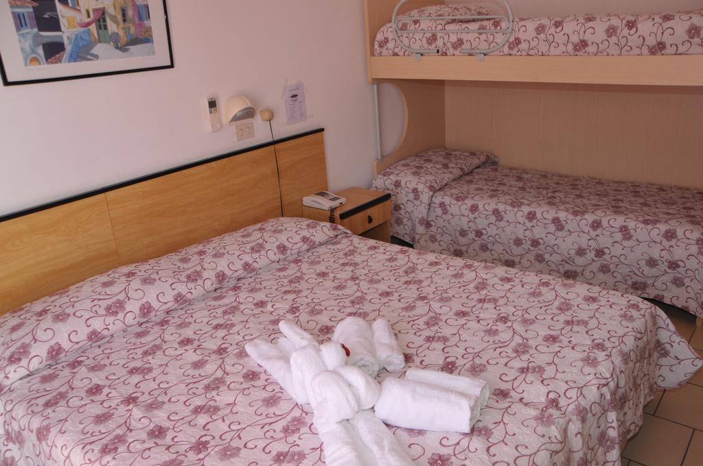 Hotel Levante تّشيرفييا المظهر الخارجي الصورة