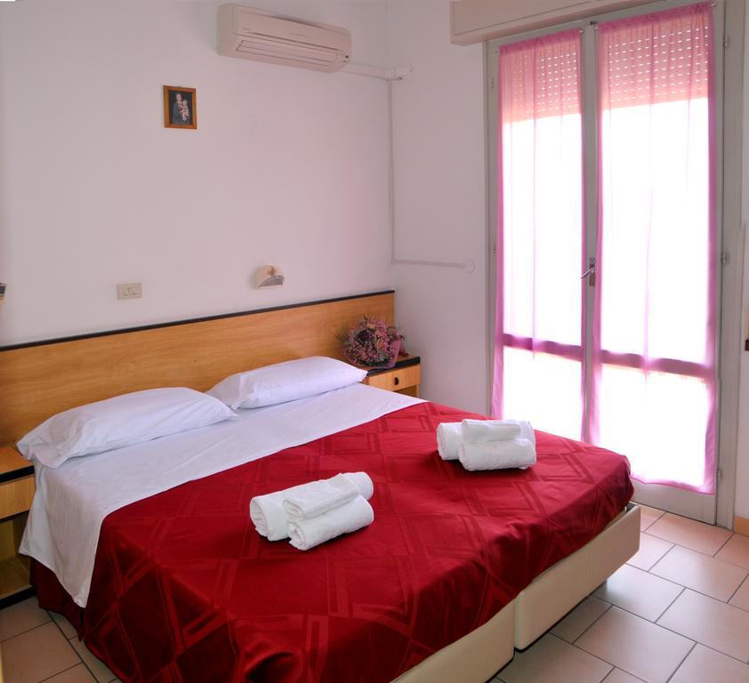 Hotel Levante تّشيرفييا المظهر الخارجي الصورة