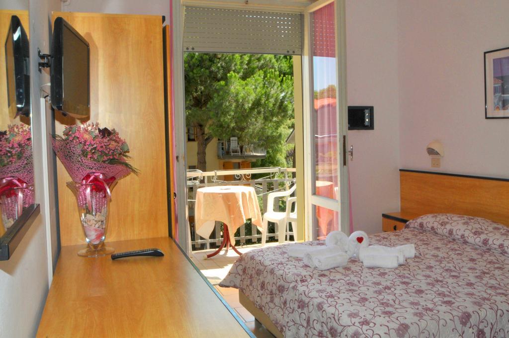 Hotel Levante تّشيرفييا المظهر الخارجي الصورة
